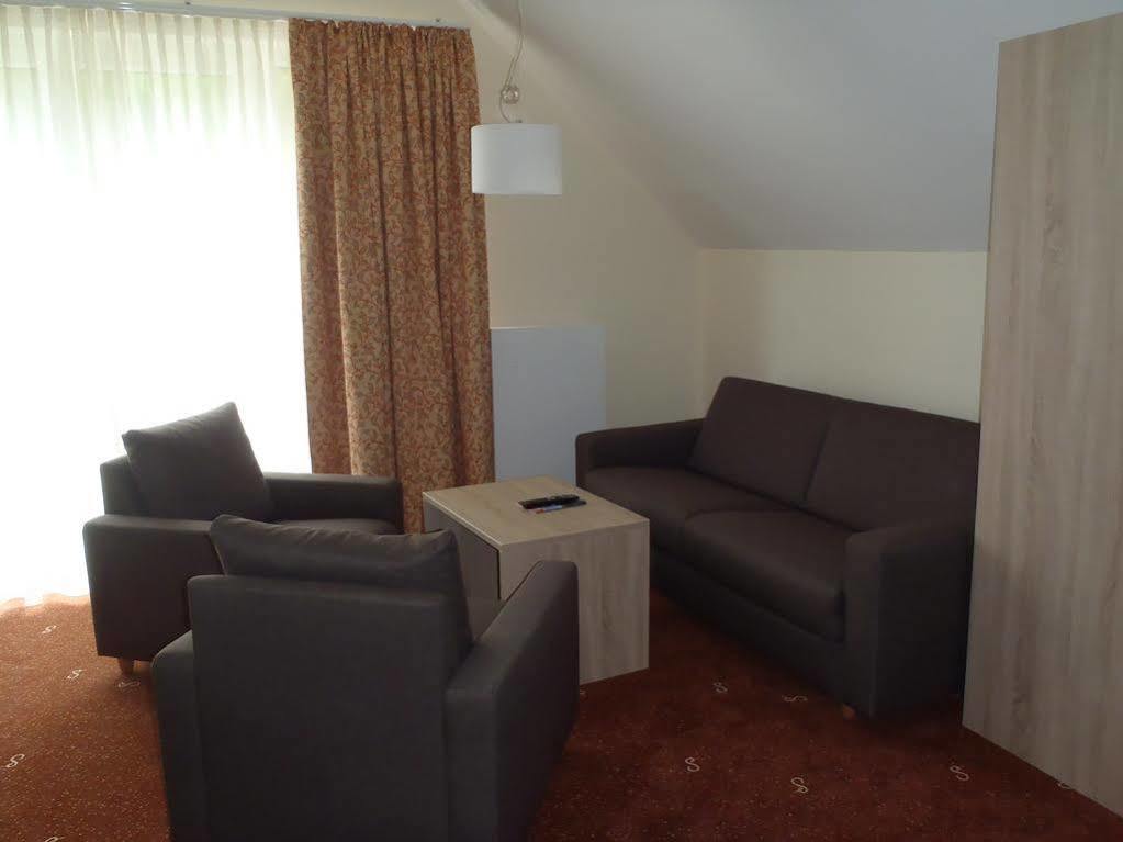 Schade'S Wohlfuehlhotel Selb Esterno foto
